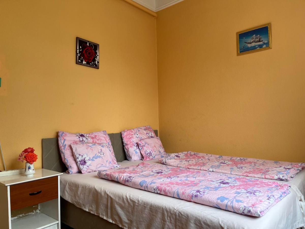 Apartamento Rose Garden Siófok Exterior foto