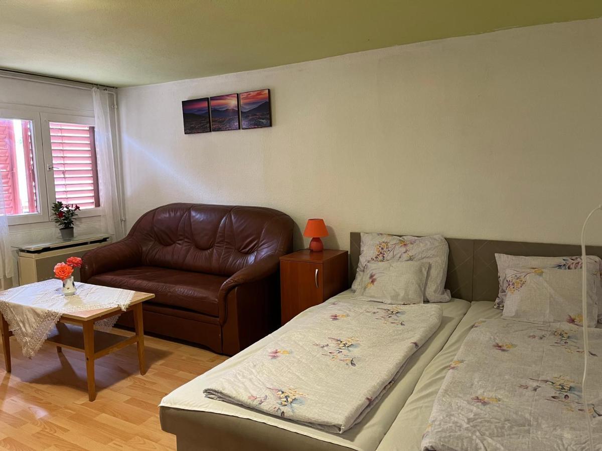 Apartamento Rose Garden Siófok Exterior foto
